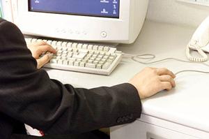 目立つ場所に置けるデジタルサイネージ